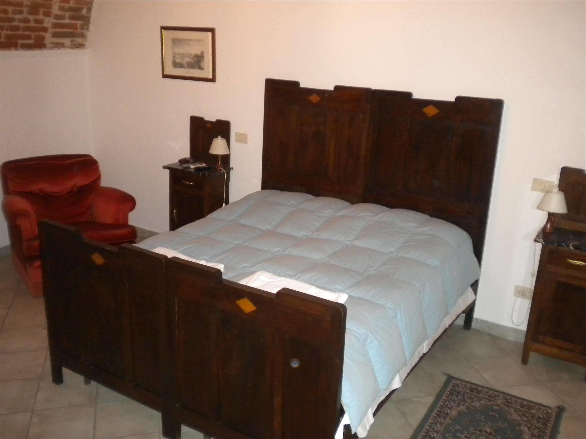 La Chicca B&B Cassine Exterior photo